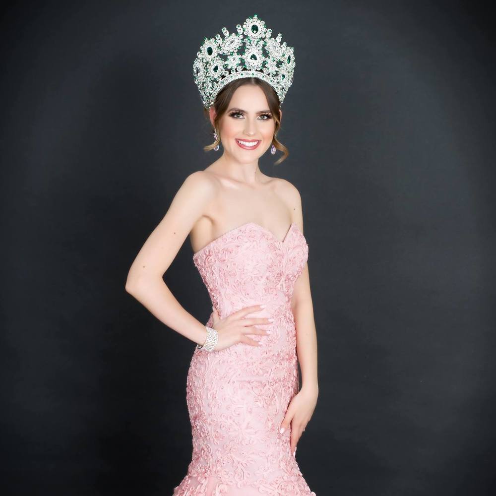 Meet your Posher, Vanessa